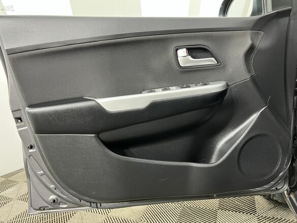 2014 Kia Rio 6-speed III, серый, 844000 рублей - вид 7