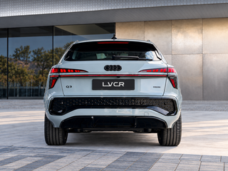 2026 Audi Q3 Sportback TFSI III (FJ), серый, 6850000 рублей, вид 2