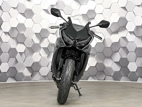 2023 Honda CBR 650R, чёрный, 1029000 рублей, вид 5