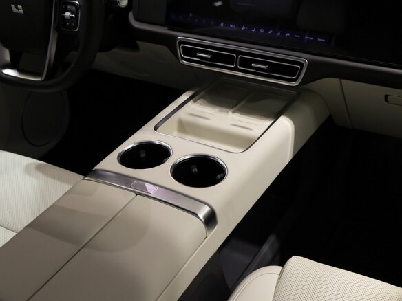 2026 Li Auto (Lixiang) L9 52.3 kWh I Рестайлинг, зелёный, 12232340 рублей - вид 14