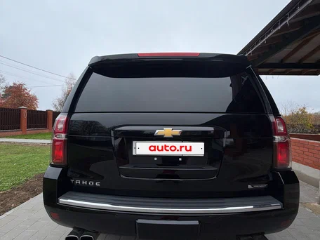 2018 Chevrolet Tahoe IV, чёрный, 4500000 рублей, вид 3