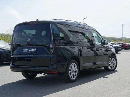 2023 Volkswagen Caddy Maxi V, чёрный, 3440000 рублей, вид 5