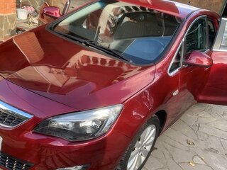 2010 Opel Astra J, красный, 540000 рублей, вид 4