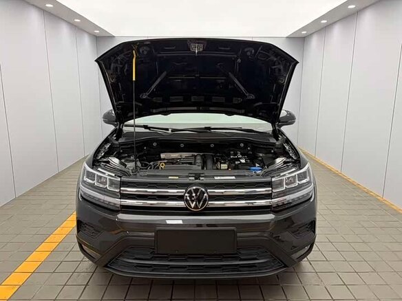 2023 Volkswagen Tharu I, чёрный, 1478111 рублей - вид 15