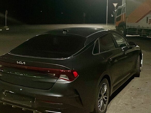 2021 Kia K5 III, серый, 2505000 рублей - вид 12