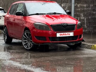 2013 Skoda Fabia II Рестайлинг, красный, 660000 рублей, вид 1