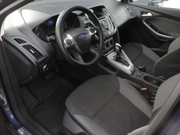 2013 Ford Focus III, синий, 785000 рублей - вид 4