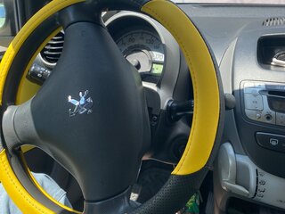 2008 Peugeot 107 I, жёлтый, 550000 рублей, вид 4