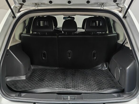 2012 Jeep Compass I Рестайлинг, белый - вид 23