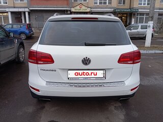 2012 Volkswagen Touareg II, белый, 2000000 рублей, вид 4