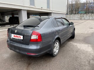 2010 Skoda Octavia DSG7 II (A5) Рестайлинг, серый, 750000 рублей, вид 3