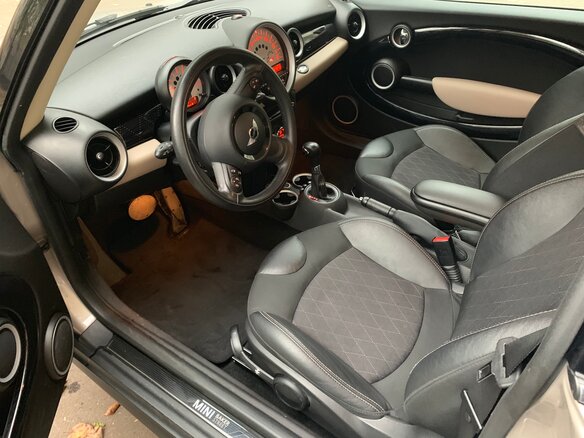 2013 Mini Hatch Cooper II (R56) Рестайлинг, серый - вид 4