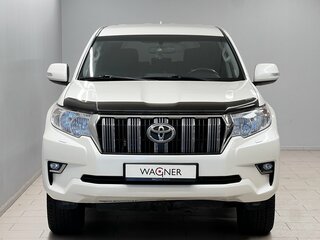 2018 Toyota Land Cruiser Prado 150 Series Рестайлинг 2, белый, 4399000 рублей, вид 2