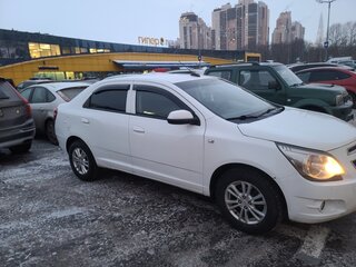 2020 Chevrolet Cobalt II Рестайлинг, белый, 650000 рублей, вид 3