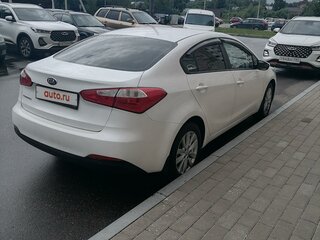 2013 Kia Cerato III, белый, 1100000 рублей, вид 4