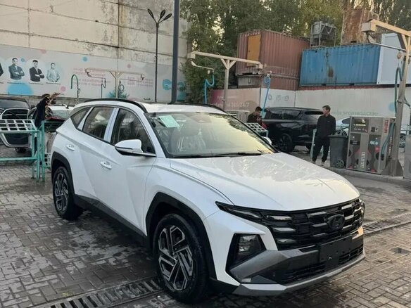 2026 Hyundai Tucson L IV Рестайлинг, белый - вид 2