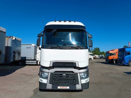 2018 Renault T-Series, белый, 6200000 рублей, вид 3