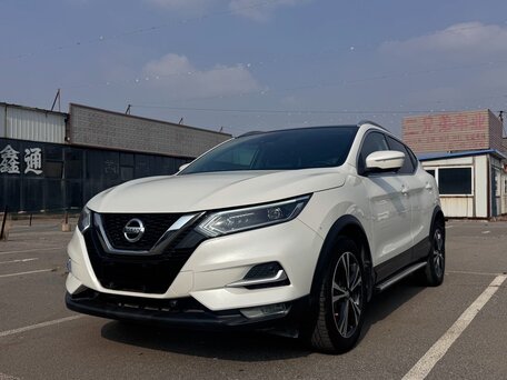 2022 Nissan Qashqai II Рестайлинг, белый, 2000000 рублей, вид 1
