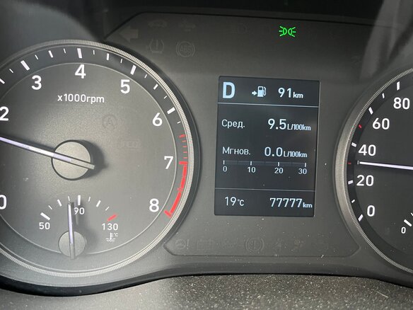 2018 Hyundai Solaris II, красный, 1650000 рублей - вид 14