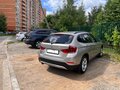 2013 BMW X1 18i I (E84) Рестайлинг, бежевый, 1300000 рублей - вид 3