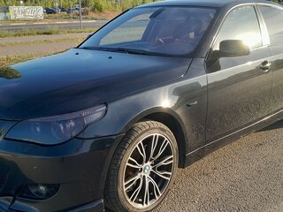 2006 BMW 5 серии 525xi V (E60/E61), чёрный, 1100000 рублей, вид 1
