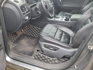 2016 Volkswagen Touareg II Рестайлинг, серый, 3000000 рублей, вид 2