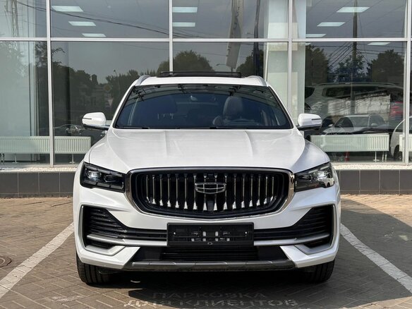 2026 Geely Monjaro I, белый, 4899990 рублей