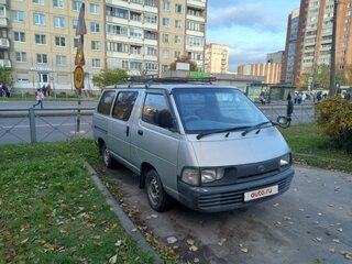 1994 Toyota Town Ace II Рестайлинг 3, серебристый, 420000 рублей, вид 1