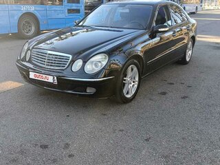2004 Mercedes-Benz E-Класс 320 III (W211, S211), чёрный, 850000 рублей, вид 1