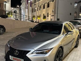2020 Lexus IS 350 III Рестайлинг 2, серый, 4500000 рублей, вид 2