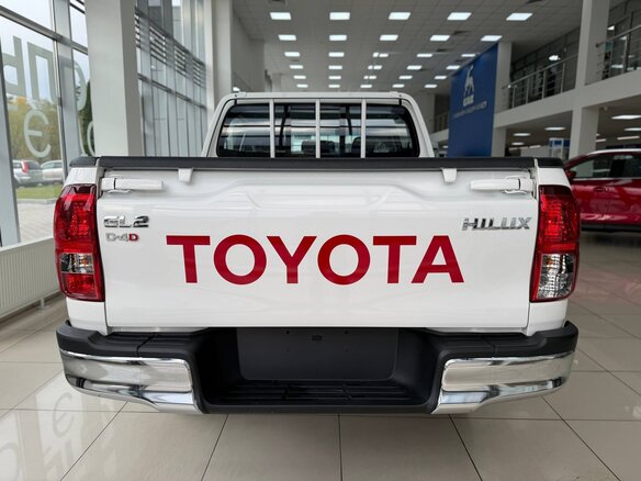 2026 Toyota Hilux VIII Рестайлинг 2, белый, 5900000 рублей - вид 5