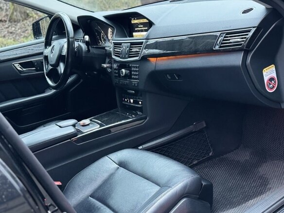 2009 Mercedes-Benz E-Класс 350 IV (W212, S212, C207), чёрный, 1310000 рублей - вид 16