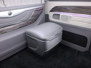 2025 Mercedes-Benz V-Класс Extra Long 300 d экстра длинный III (W447) Рестайлинг 2, чёрный, 30000000 рублей, вид 4