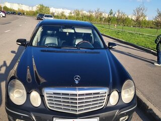 2008 Mercedes-Benz E-Класс 220 III (W211, S211) Рестайлинг, чёрный, 700000 рублей, вид 2