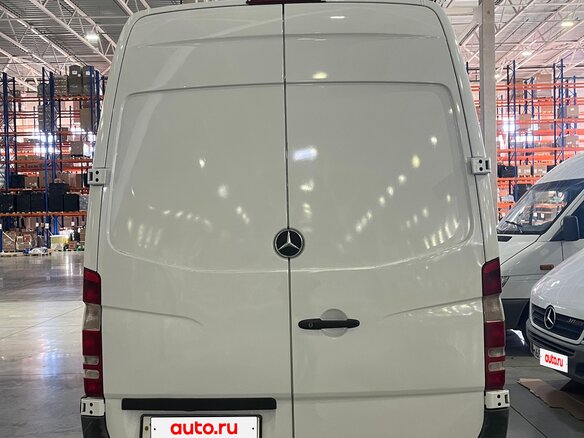 2013 Mercedes-Benz Sprinter, белый, 1500000 рублей - вид 2