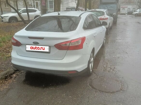 2012 Ford Focus III, белый, 600000 рублей - вид 2