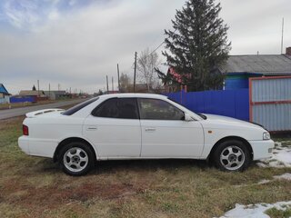 1995 Toyota Vista IV (V40), белый, 300000 рублей, вид 2