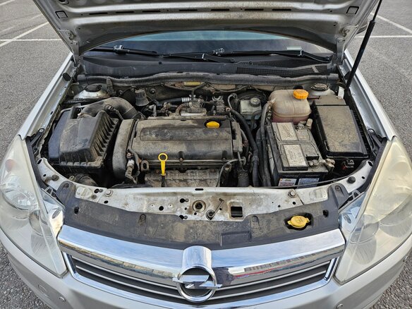 2008 Opel Astra H Рестайлинг, серебристый, 450000 рублей - вид 19