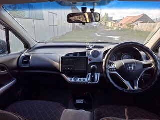2009 Honda Stream II Рестайлинг, чёрный, 1300000 рублей, вид 5
