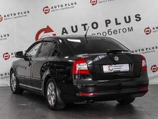 2011 Skoda Octavia DSG7 II (A5) Рестайлинг, чёрный, 819000 рублей, вид 2