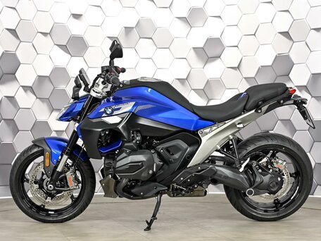 2025 BMW R 1300 R, синий, 2299000 рублей, вид 4