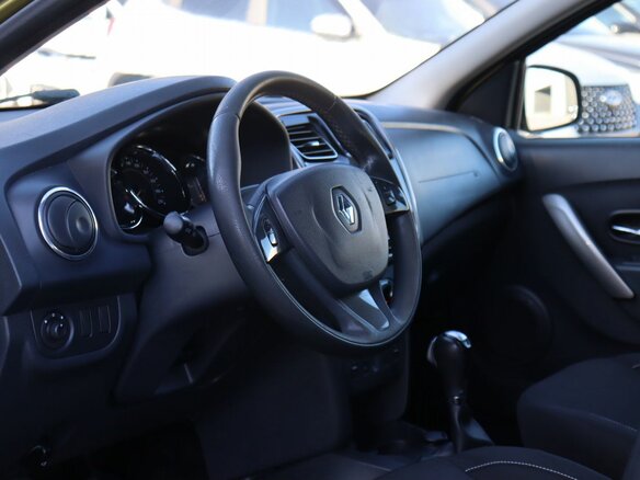 2016 Renault Sandero Stepway II, золотистый, 820000 рублей - вид 12