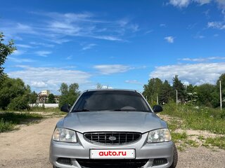 2005 Hyundai Accent ТагАЗ II, серебристый, 300000 рублей, вид 2