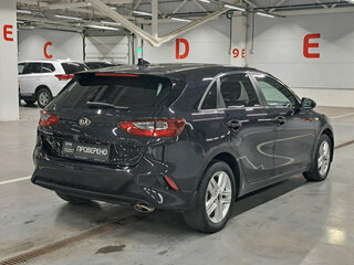 2018 Kia Ceed III, чёрный, 1580000 рублей, вид 5