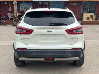 2023 Nissan Qashqai II Рестайлинг, белый, 1409401 рублей, вид 5