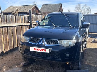 2013 Mitsubishi L200 IV, чёрный, 1450000 рублей, вид 2