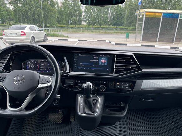 2022 Volkswagen Multivan T6 Рестайлинг, серый, 7160000 рублей - вид 6