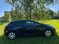 2012 Opel Astra GTC J Рестайлинг, чёрный, 700000 рублей - вид 1