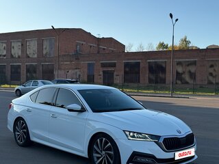 2020 Skoda Octavia IV (A8), белый, 2100000 рублей, вид 5