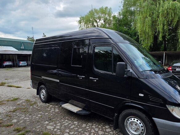 2017 Mercedes-Benz Sprinter Classic, чёрный, 3000000 рублей - вид 4